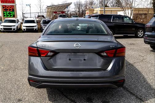 2022 Nissan Altima 2.5 SV