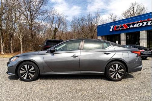 2022 Nissan Altima 2.5 SV