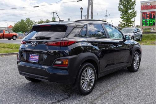 Ultra Black 2021 Hyundai KONA SEL