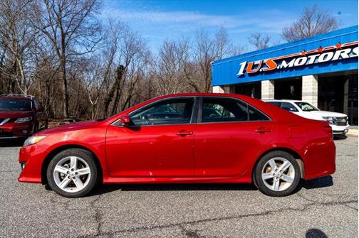 2014 Toyota Camry SE Sport