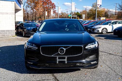 2018 Volvo S90 T6 Momentum