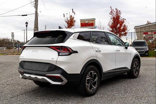 2023 Kia Sportage LX