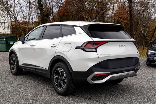2023 Kia Sportage LX
