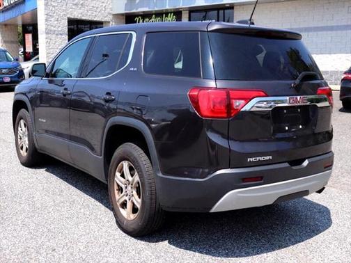 2017 GMC Acadia SLE-1