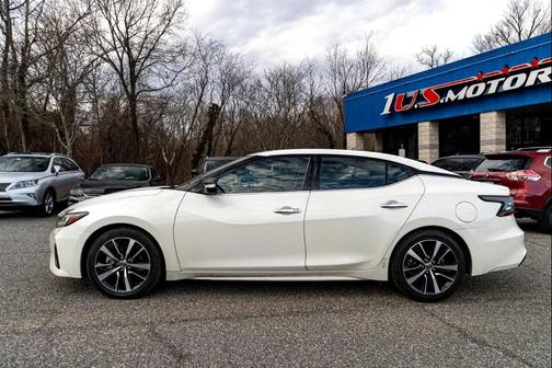 2022 Nissan Maxima SV Xtronic CVT