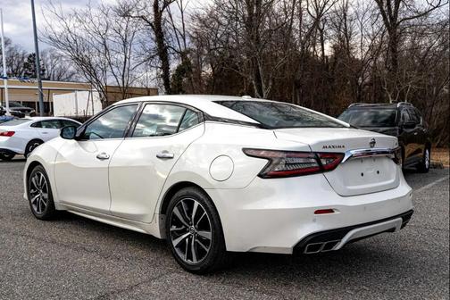 2022 Nissan Maxima SV Xtronic CVT