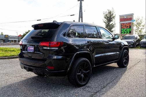 2021 Jeep Grand Cherokee Laredo
