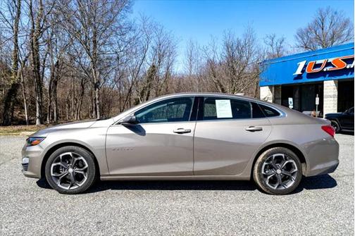 2022 Chevrolet Malibu FWD LT
