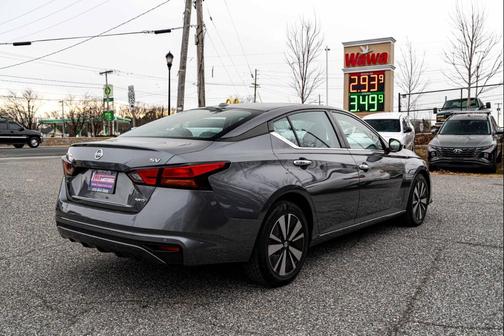 2022 Nissan Altima 2.5 SV