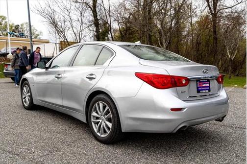 2015 INFINITI Q50 Premium