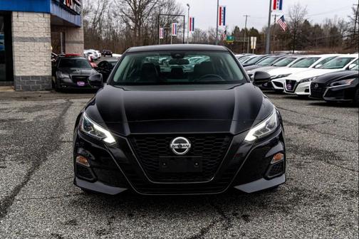 2020 Nissan Altima SR FWD