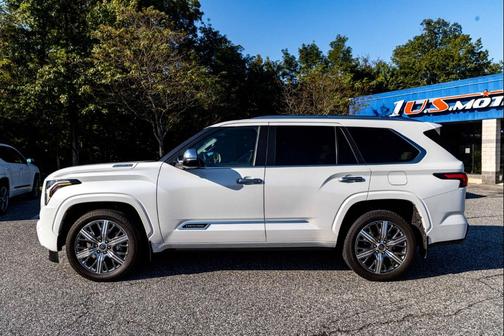 2024 Toyota Sequoia Capstone