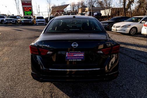 2025 Nissan Altima SV FWD