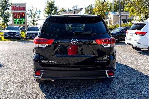 2017 Toyota Highlander Limited Platinum