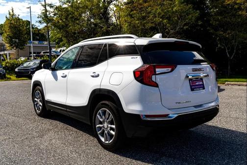 2022 GMC Terrain SLT