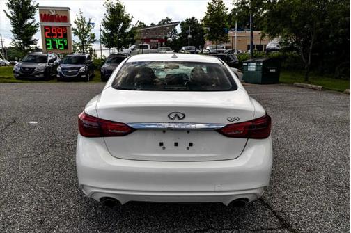 2018 INFINITI Q50 Base