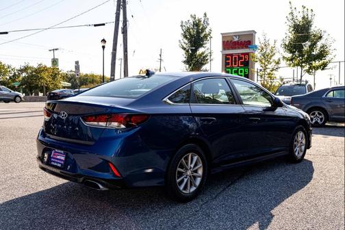 2019 Hyundai SONATA SE