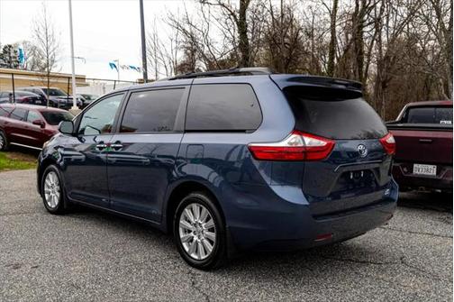 2017 Toyota Sienna Limited Premium