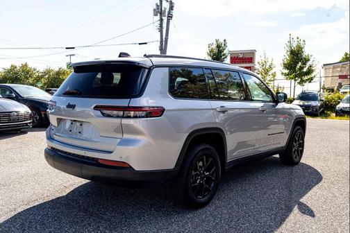 2024 Jeep Grand Cherokee L Altitude