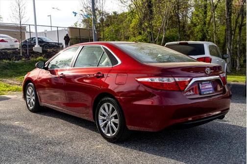2016 Toyota Camry XLE