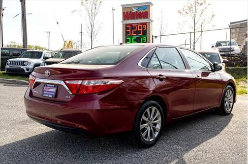 2016 Toyota Camry XLE