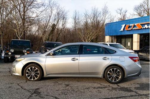 2016 Toyota Avalon XLE Premium