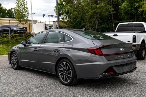 2021 Hyundai SONATA Limited