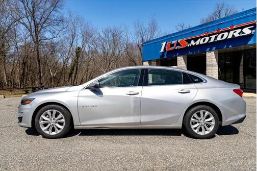 2022 Chevrolet Malibu FWD LT
