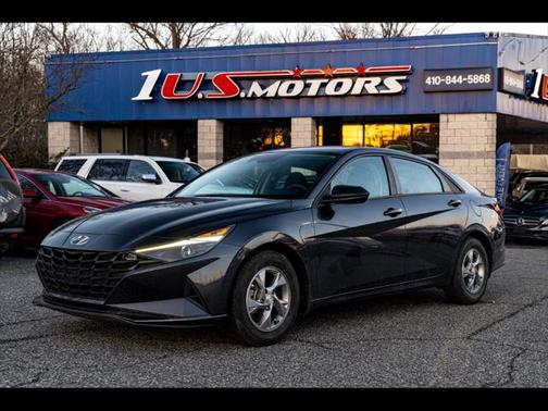 2022 Hyundai ELANTRA SE