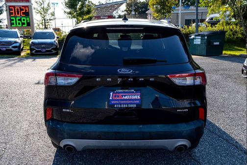2021 Ford Escape SEL
