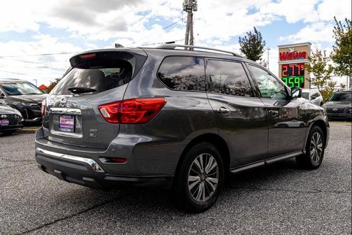 2020 Nissan Pathfinder SL 4WD