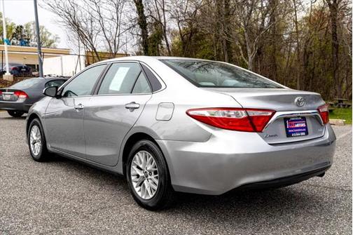 2016 Toyota Camry SE w/Special Edition Pkg