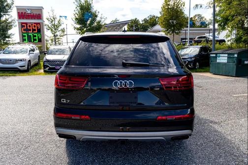 2019 Audi Q7 55 Premium Plus