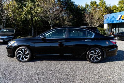 2017 Honda Accord EX w/Honda Sensing