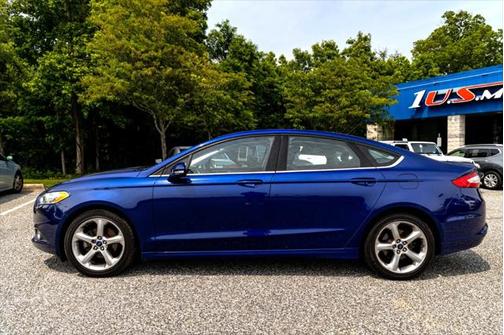 2015 Ford Fusion SE