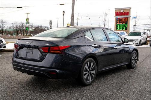 2021 Nissan Altima 2.5 SV