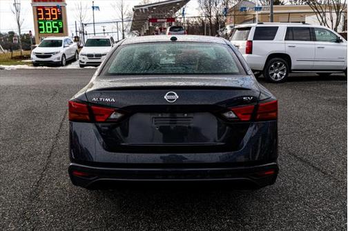 2021 Nissan Altima 2.5 SV