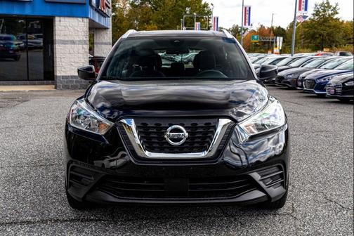 2020 Nissan Kicks SV