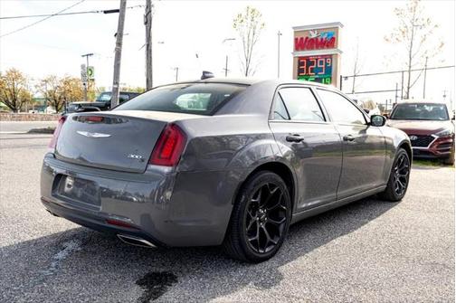 2019 Chrysler 300 S