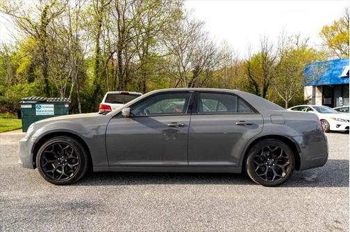 2019 Chrysler 300 S