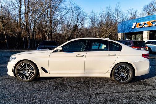 2019 BMW 530 530i Sedan