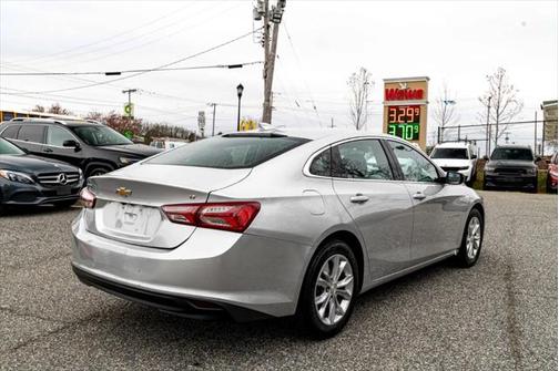 2021 Chevrolet Malibu FWD LT