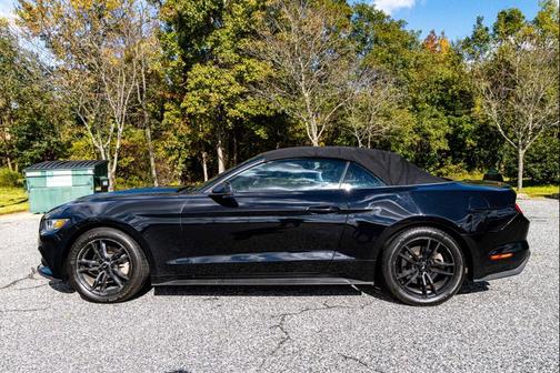 2017 Ford Mustang EcoBoost Premium