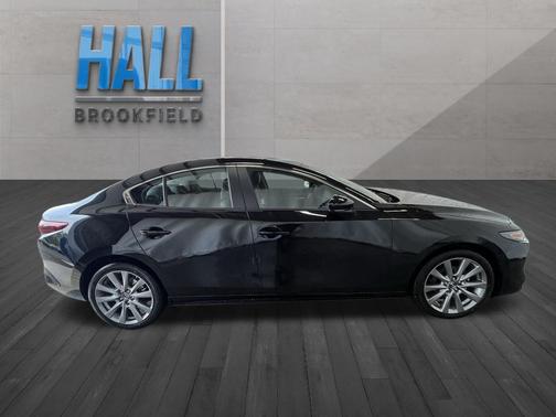 2025 Mazda Mazda3 FWD w/Preferred Package