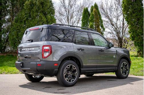 Carbonized Gray Metallic 2026 Ford Bronco Sport Outer Banks