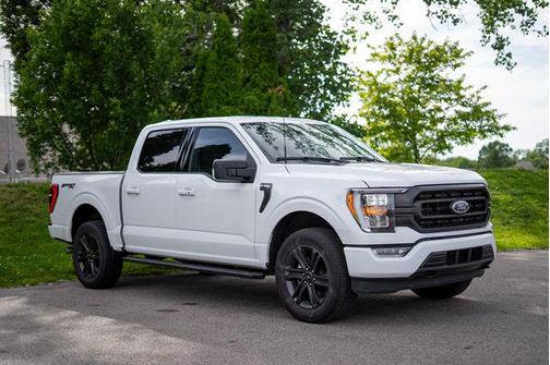 Oxford White 2023 Ford F-150 XLT