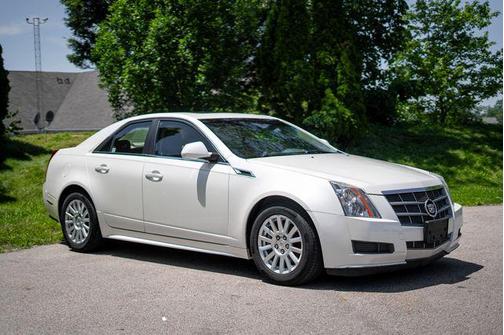 White Diamond Tricoat 2011 Cadillac CTS Luxury