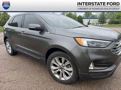 Magnetic Metallic 2019 Ford Edge Titanium