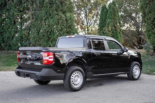 2023 Ford Maverick XL