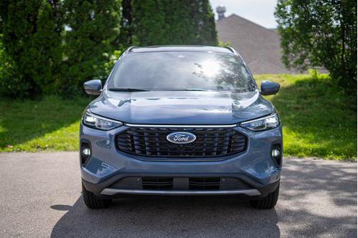 Vapor Blue Metallic 2026 Ford Escape PHEV SE